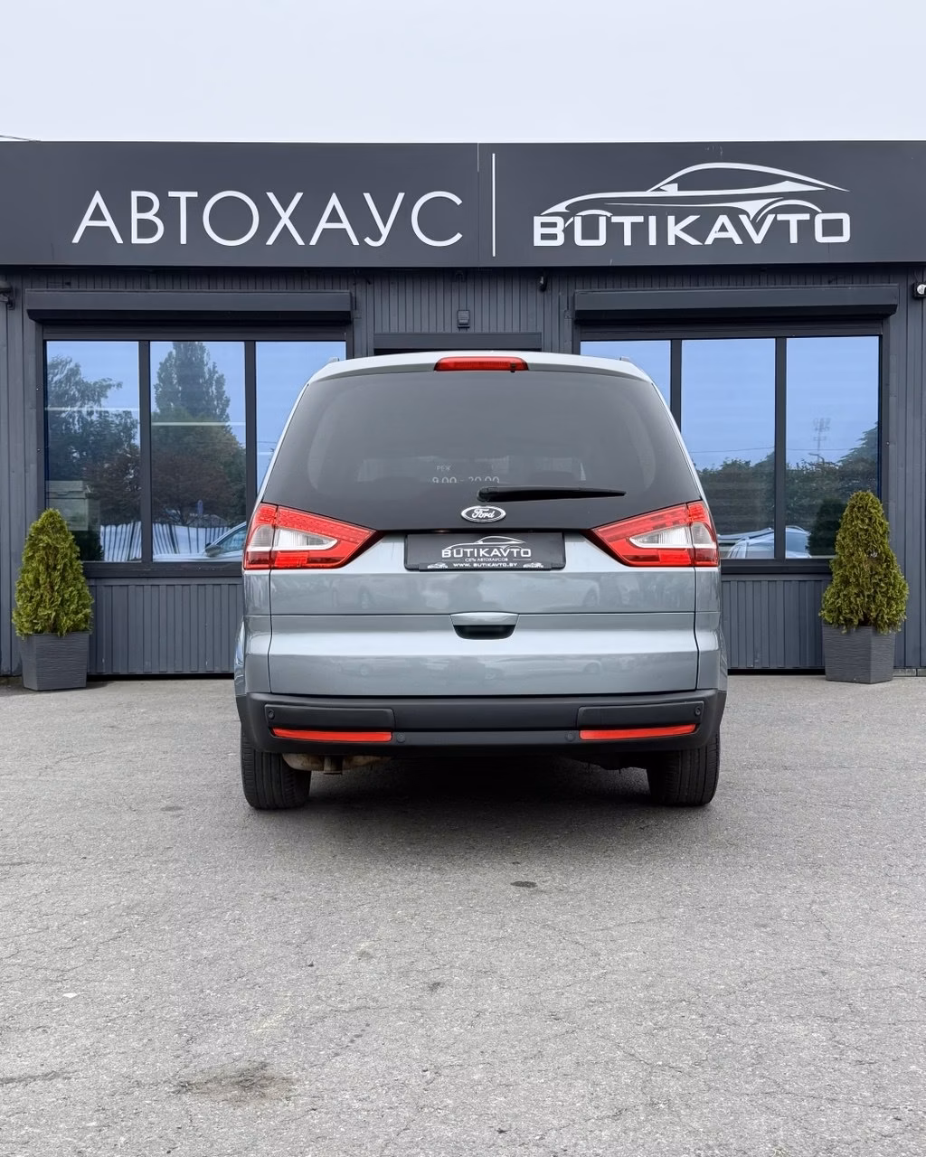 Ford Galaxy фото 6