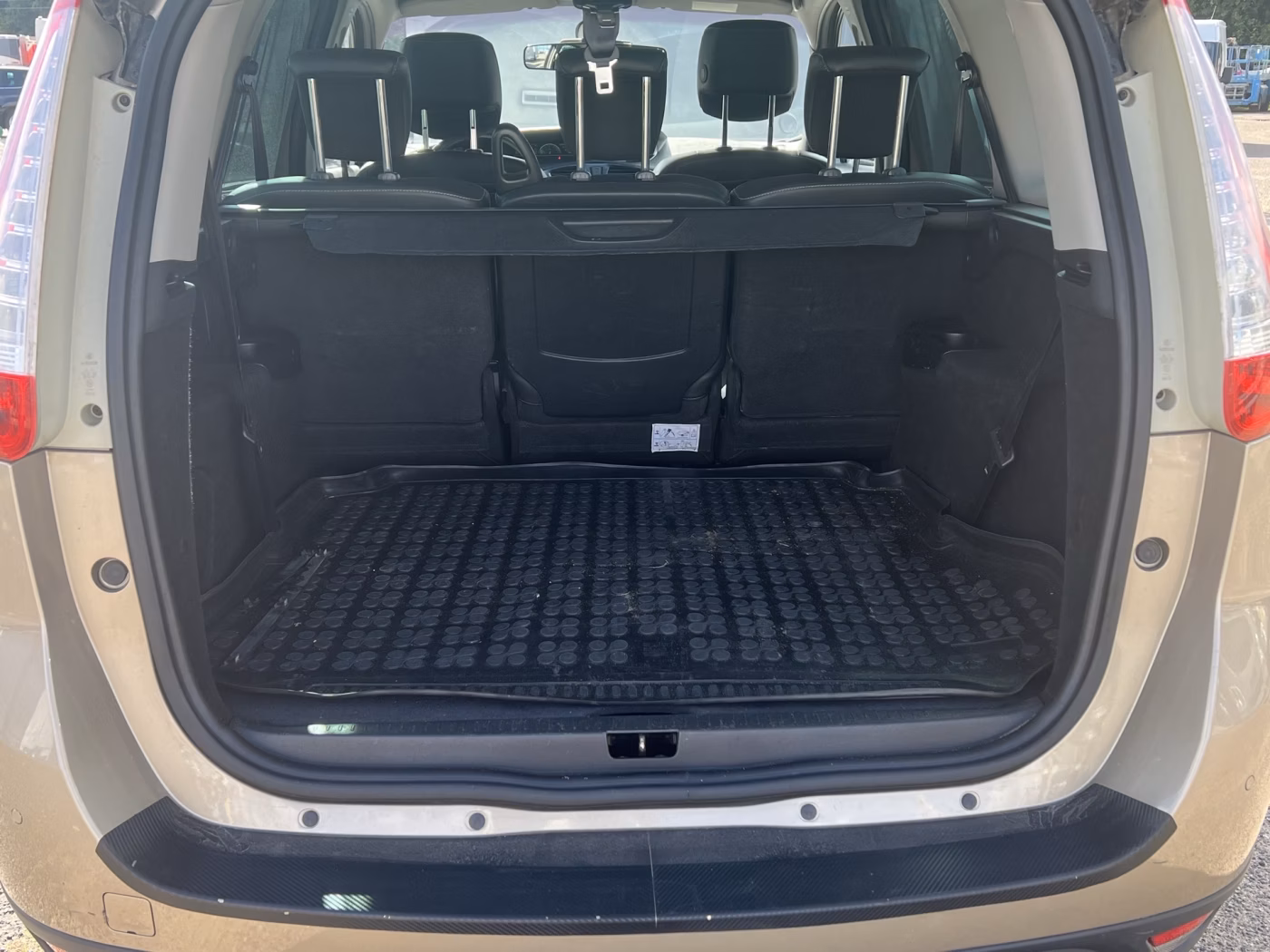 Renault Grand Scenic фото 15