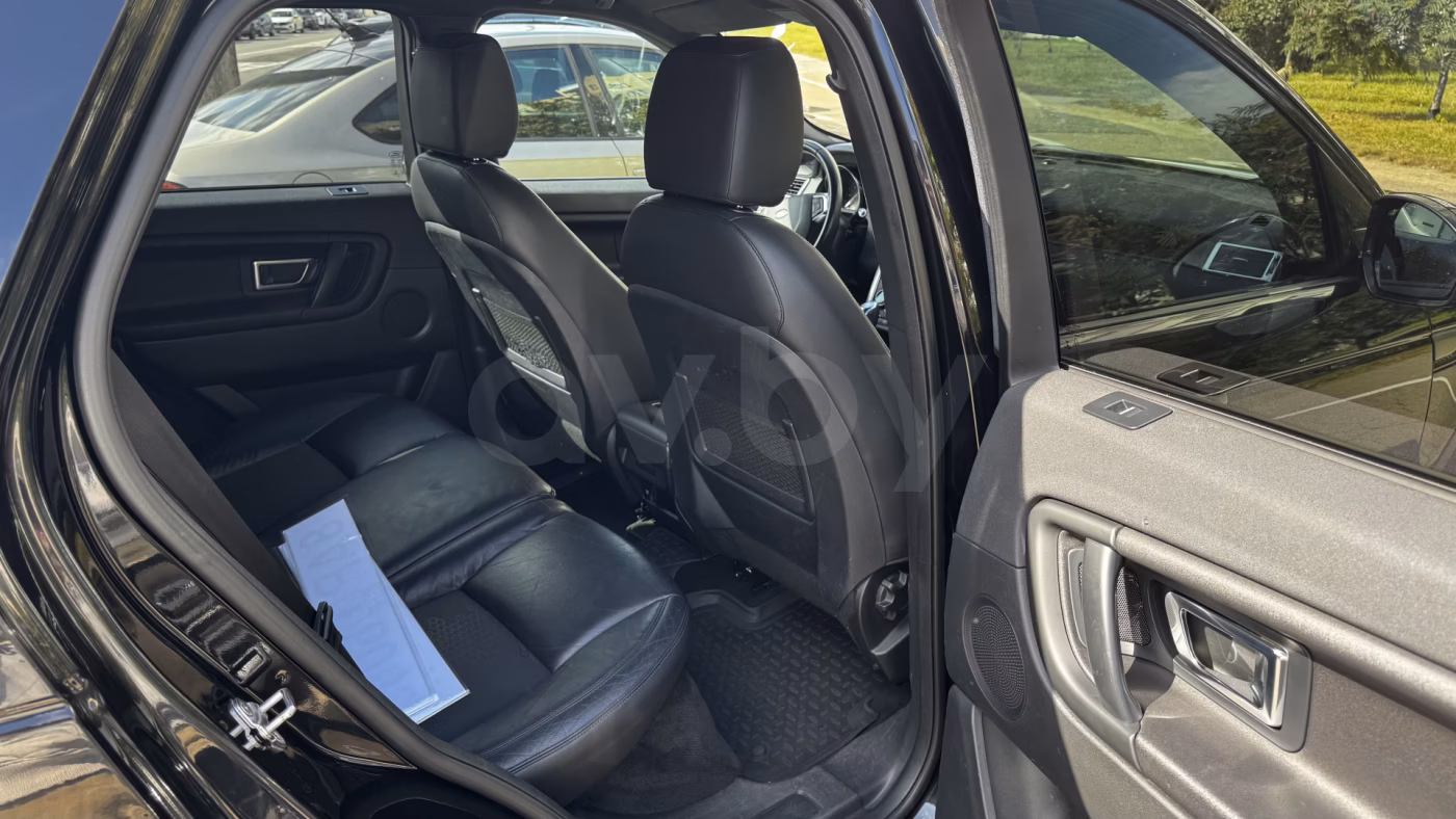 Land Rover Discovery Sport фото 8