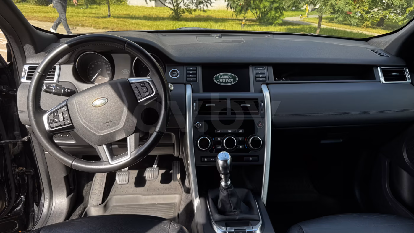 Land Rover Discovery Sport фото 10