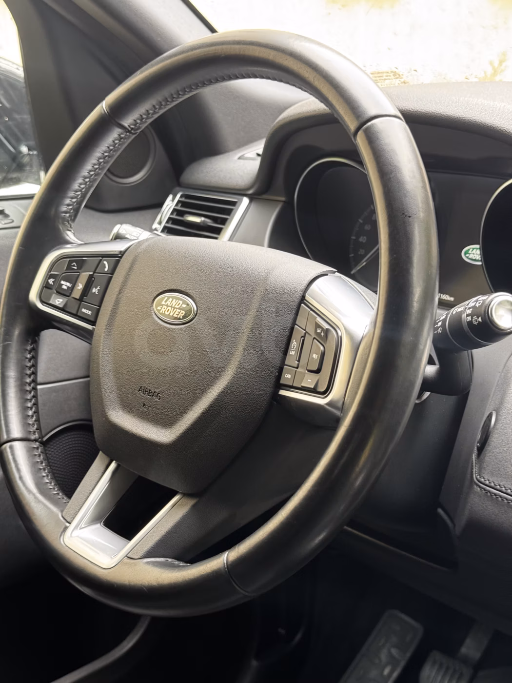 Land Rover Discovery Sport фото 11