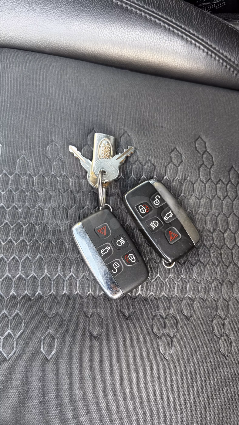 Land Rover Discovery Sport фото 16