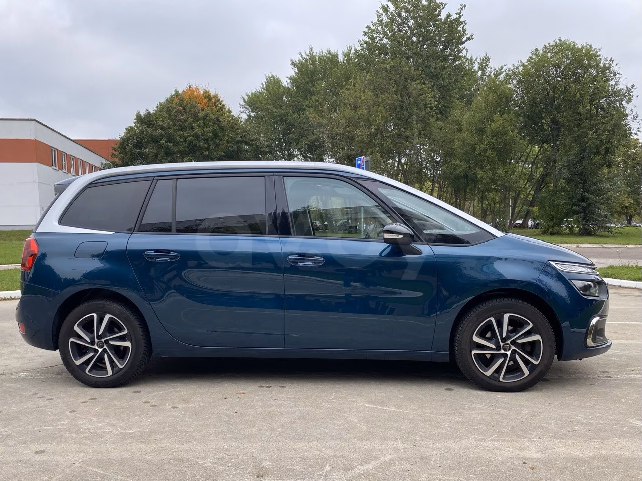 Citroen C4 Grand Spacetourer фото 3