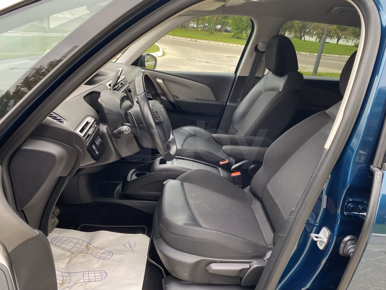 Citroen C4 Grand Spacetourer фото 16