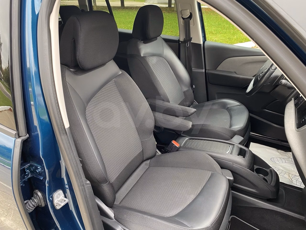 Citroen C4 Grand Spacetourer фото 18