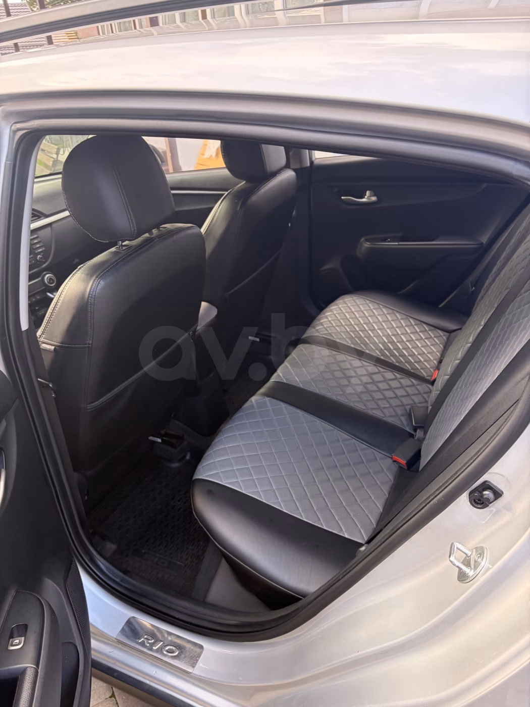 Kia Rio X (X-Line)