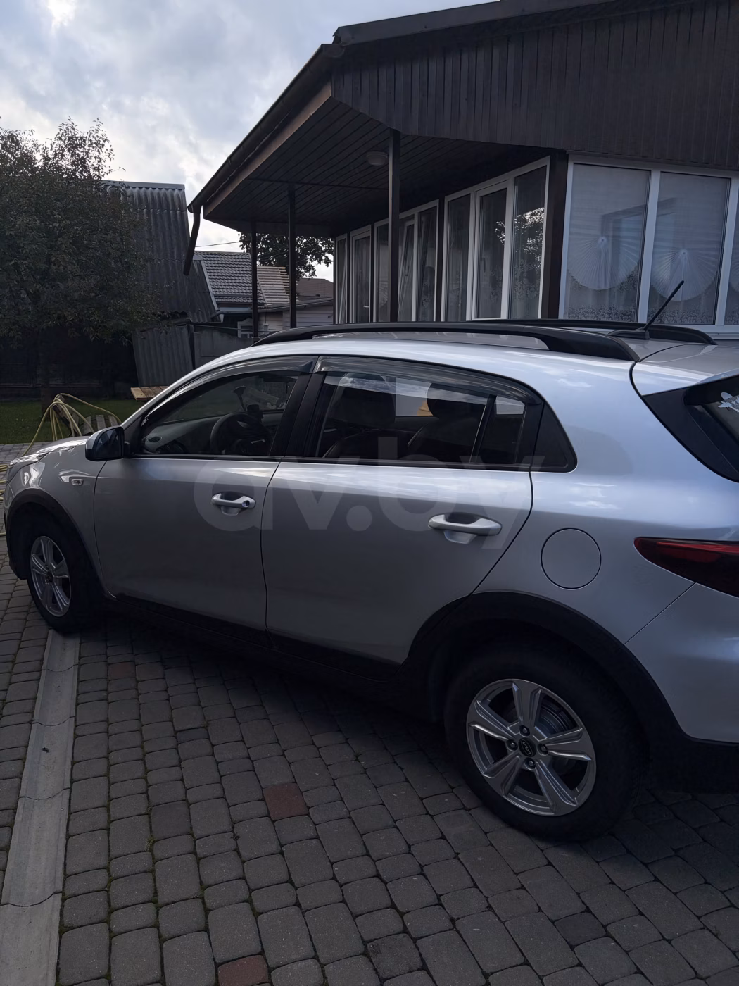 Kia Rio X (X-Line) фото 11