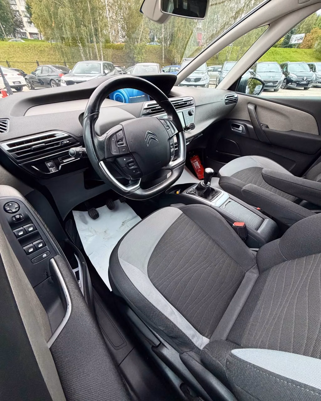 Citroen C4 Grand Picasso фото 9
