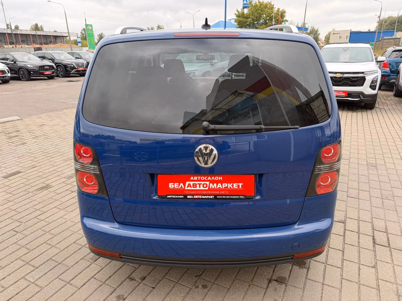Volkswagen Touran фото 6