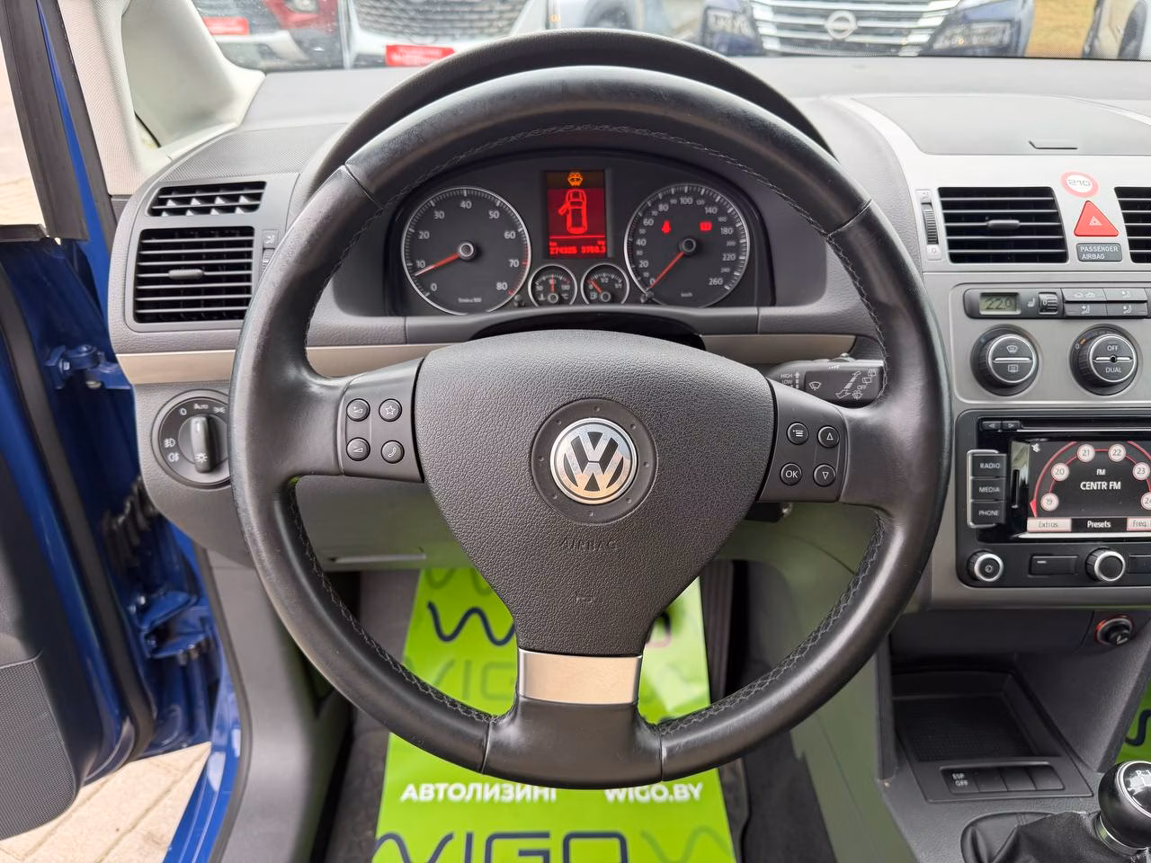 Volkswagen Touran фото 12