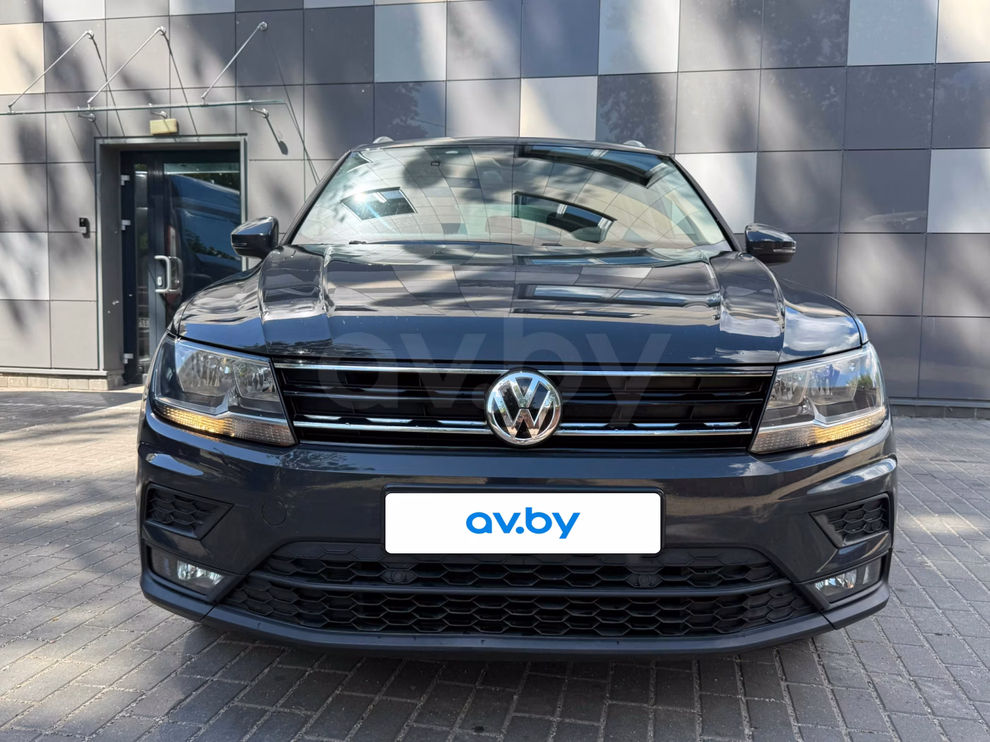 Volkswagen Tiguan фото 2