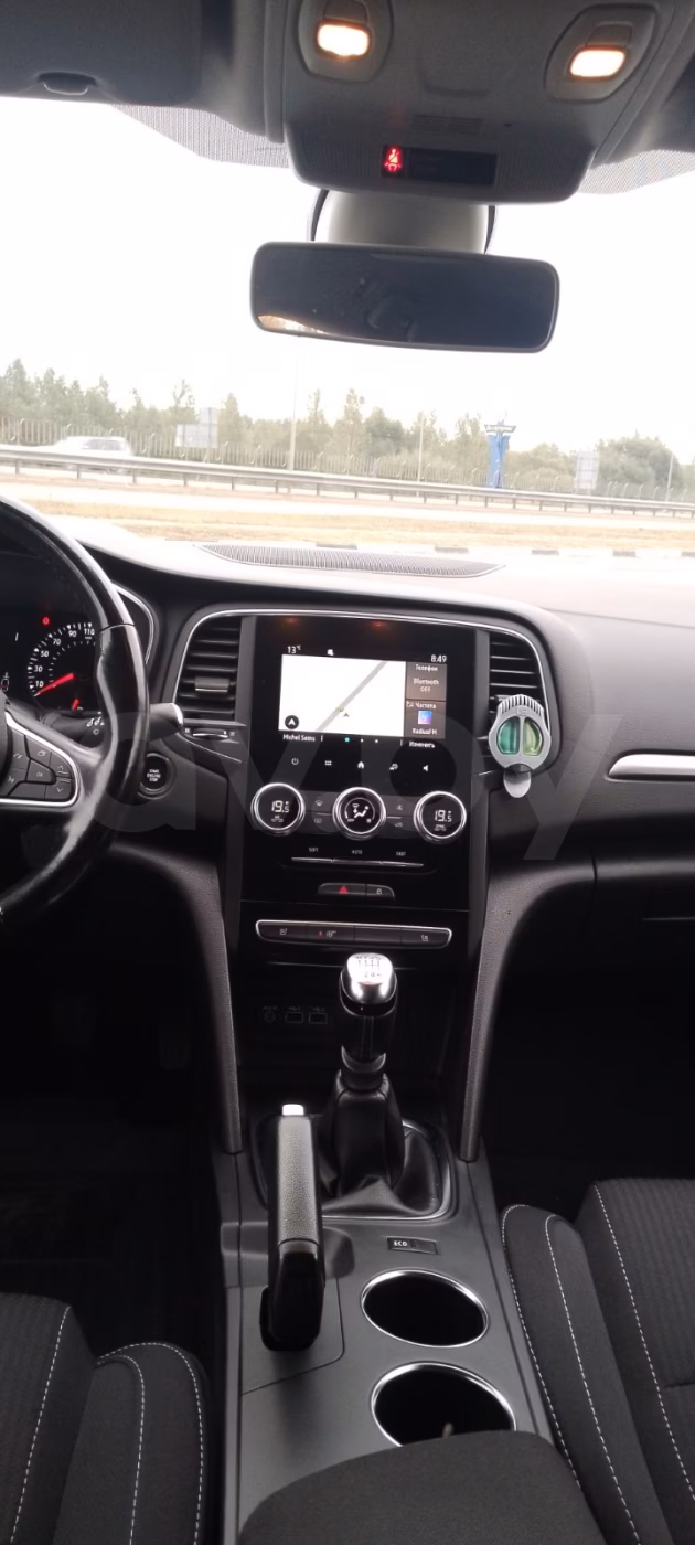 Renault Megane фото 8