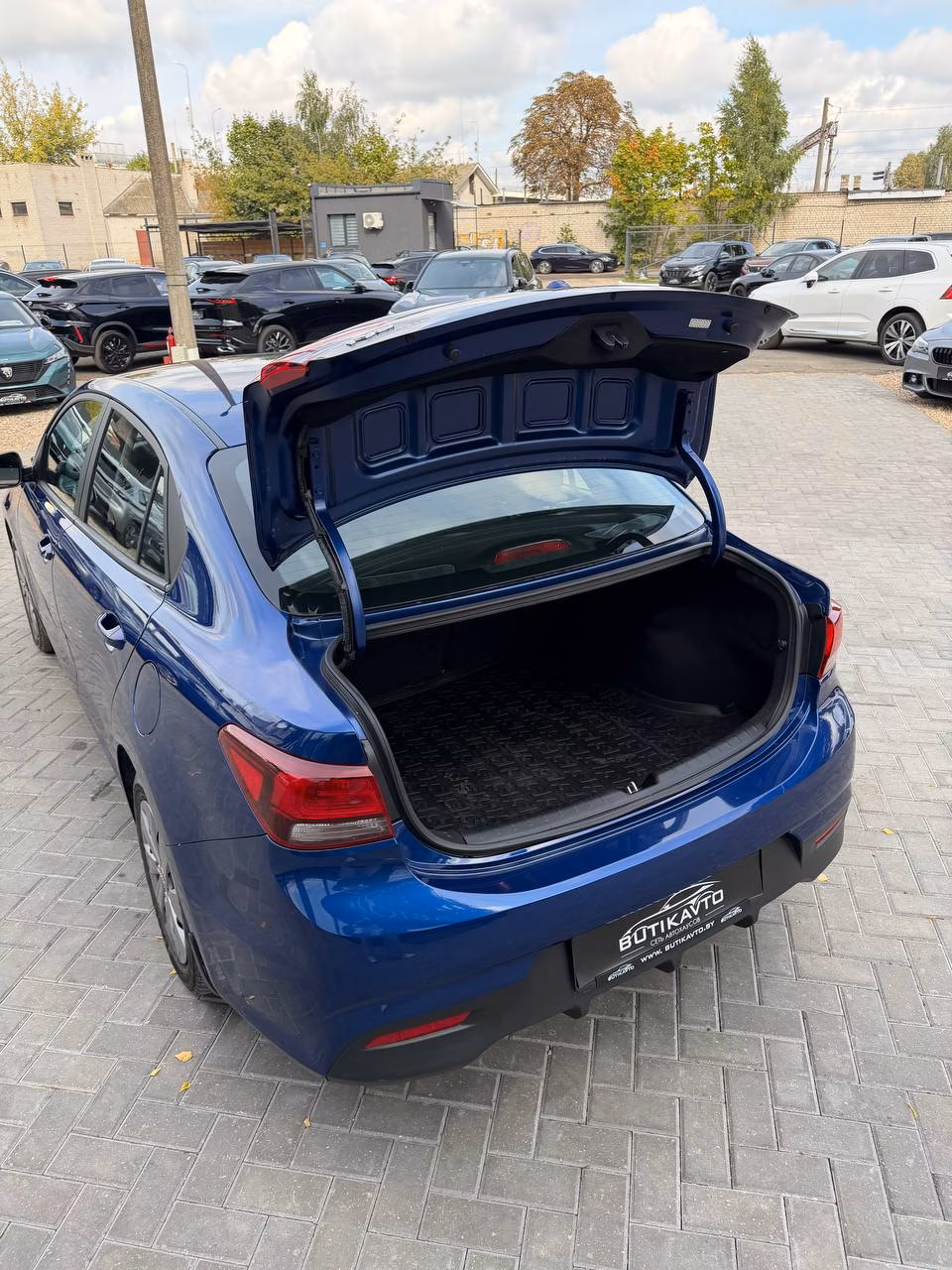 Kia Rio фото 16