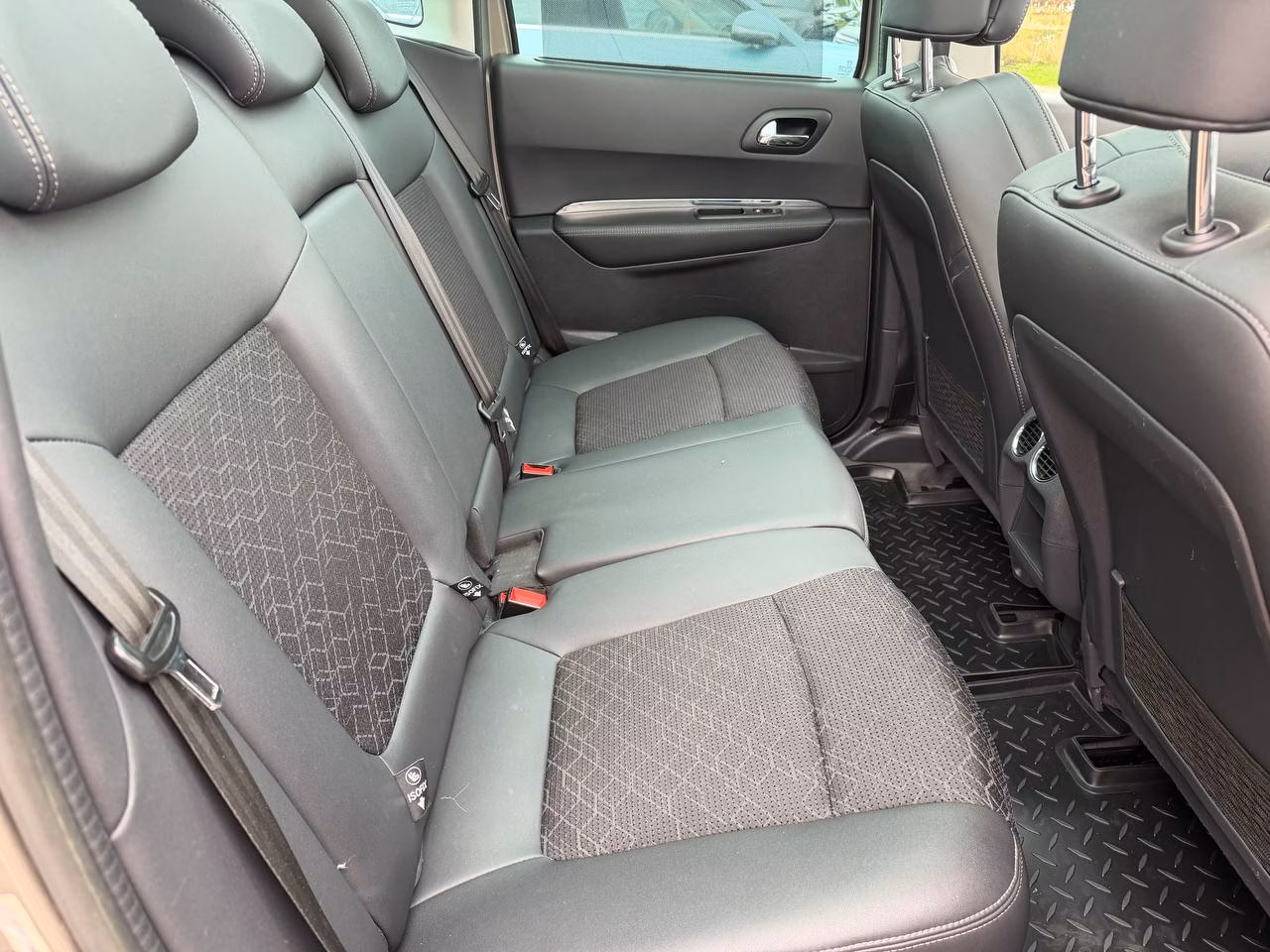 Peugeot 3008 фото 18