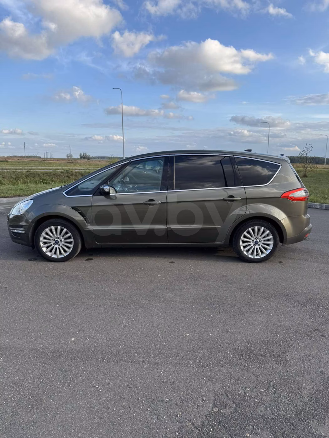 Ford S-MAX фото 6