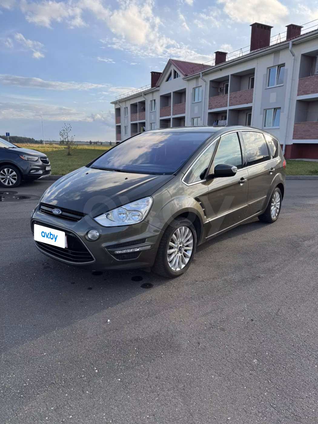 Ford S-MAX фото 7