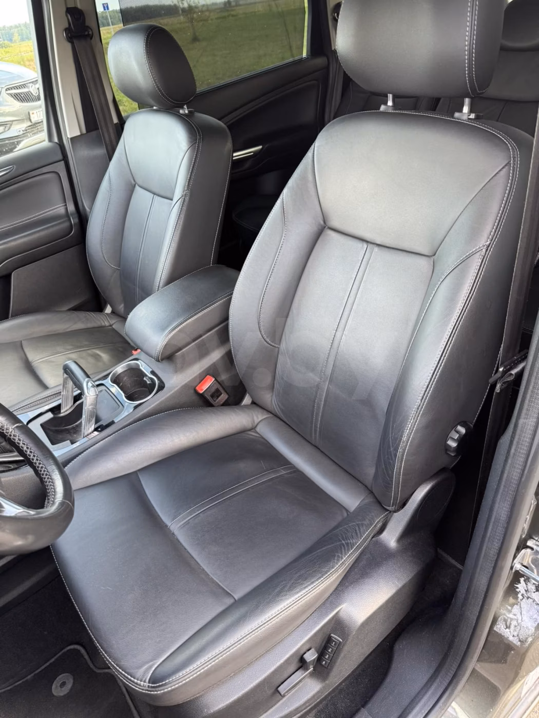 Ford S-MAX фото 14