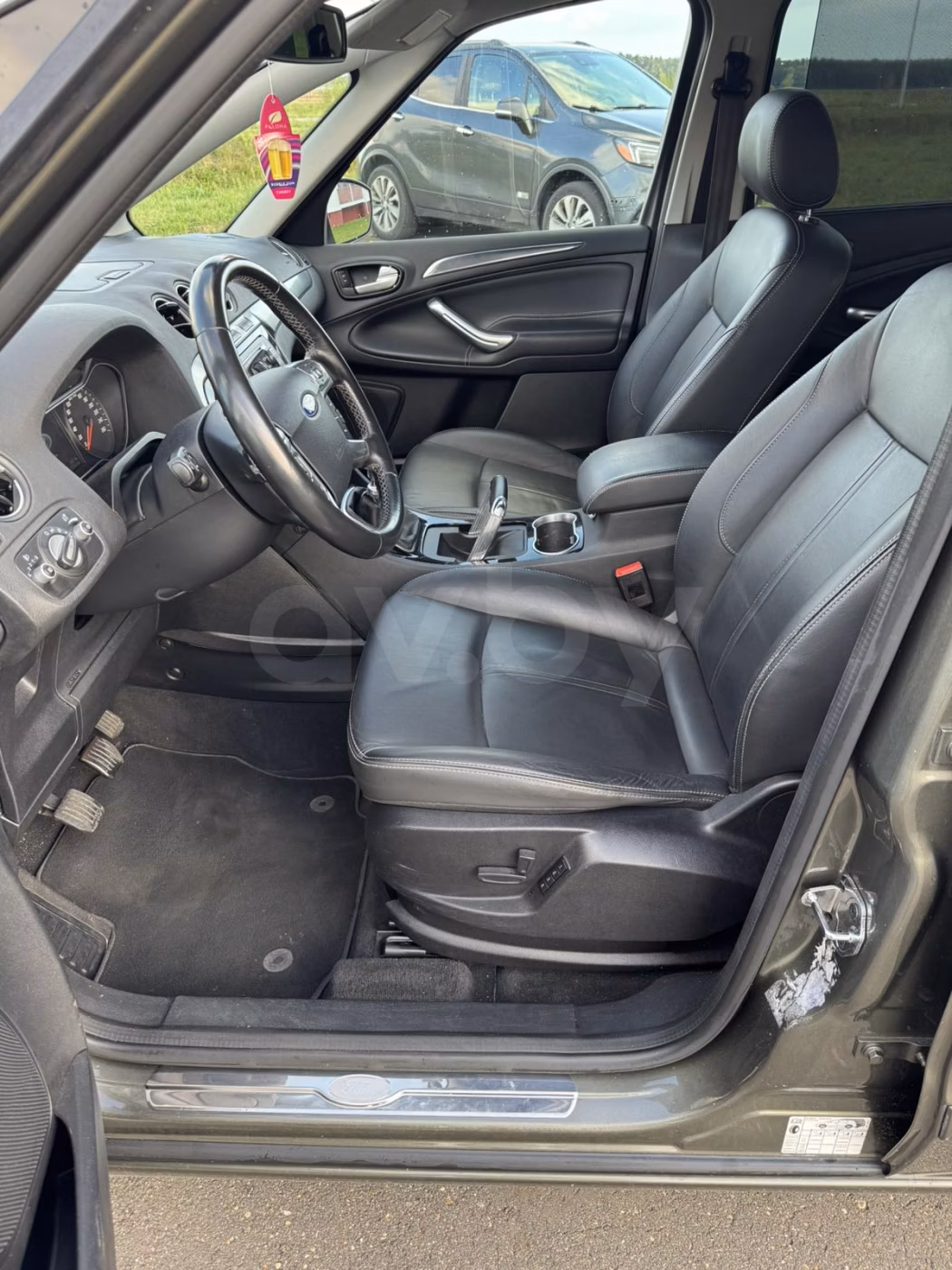 Ford S-MAX фото 15