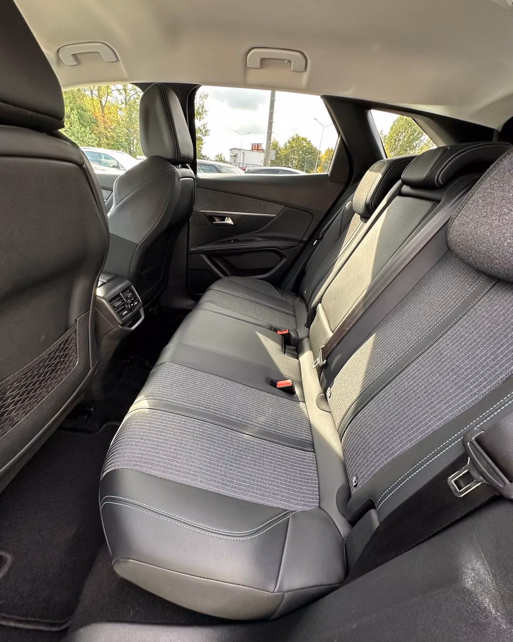 Peugeot 3008 фото 10