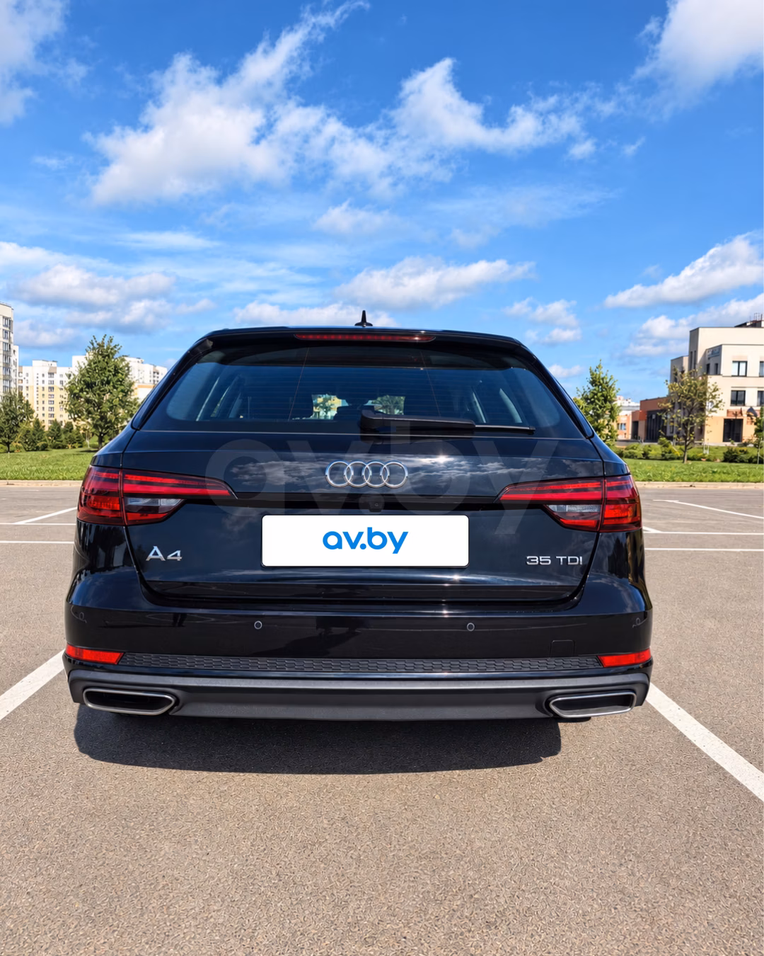 Audi A4 фото 2