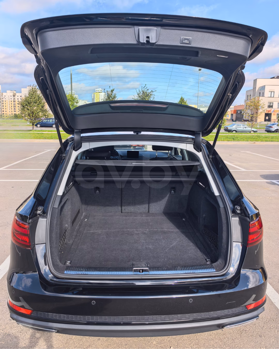 Audi A4 фото 4