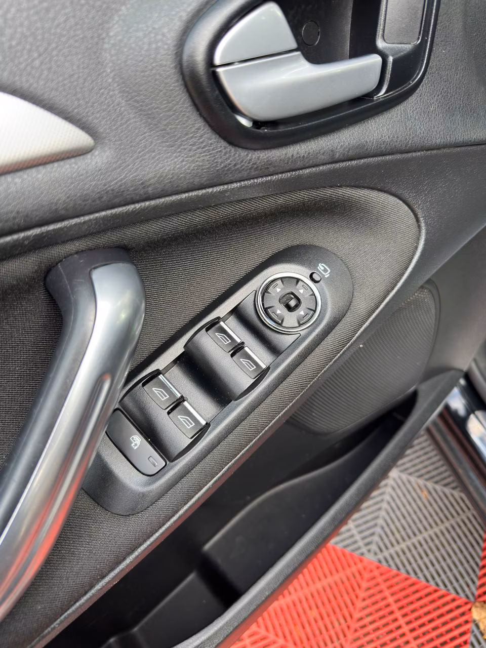 Ford S-MAX фото 6