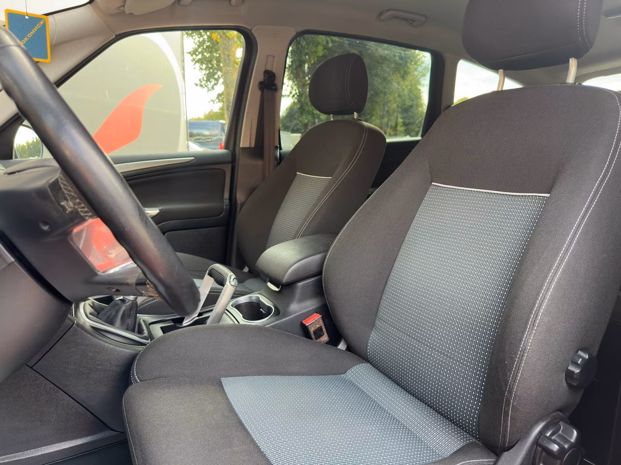 Ford S-MAX фото 8