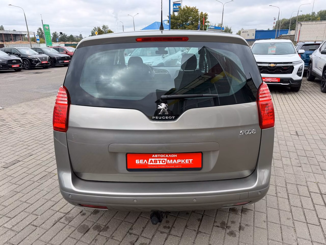 Peugeot 5008 фото 6