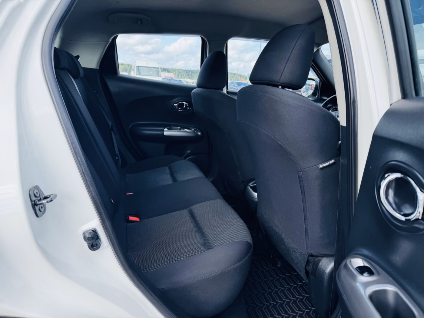 Nissan Juke фото 7