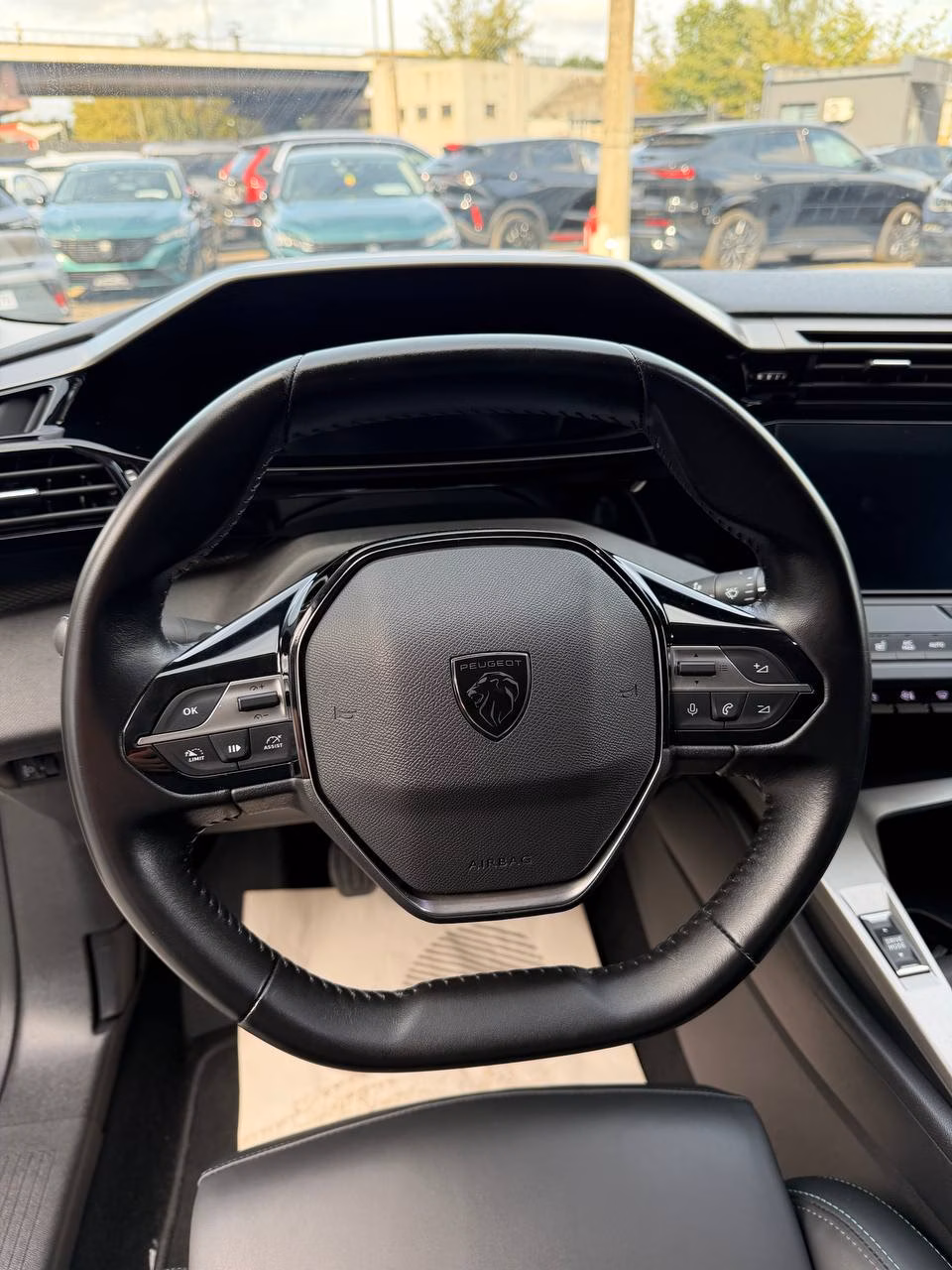Peugeot 308 фото 13