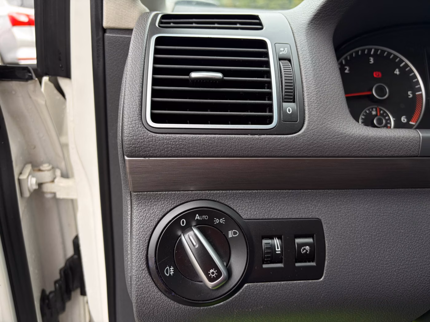 Volkswagen Touran фото 15