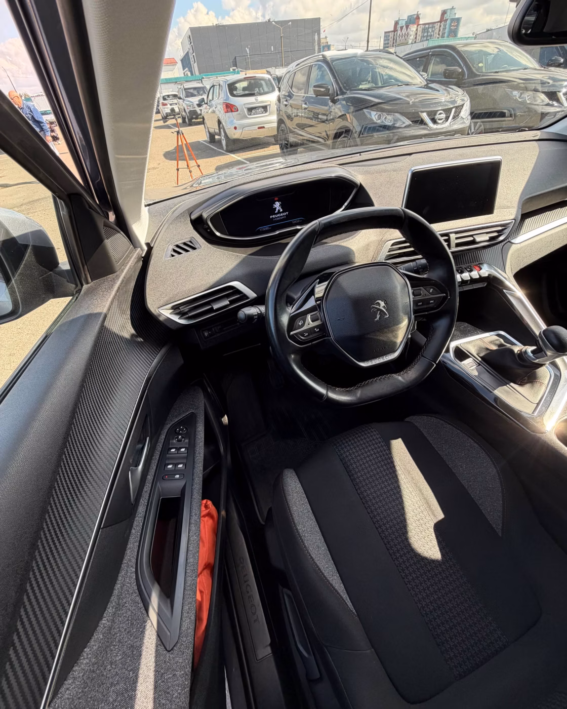 Peugeot 3008 фото 9