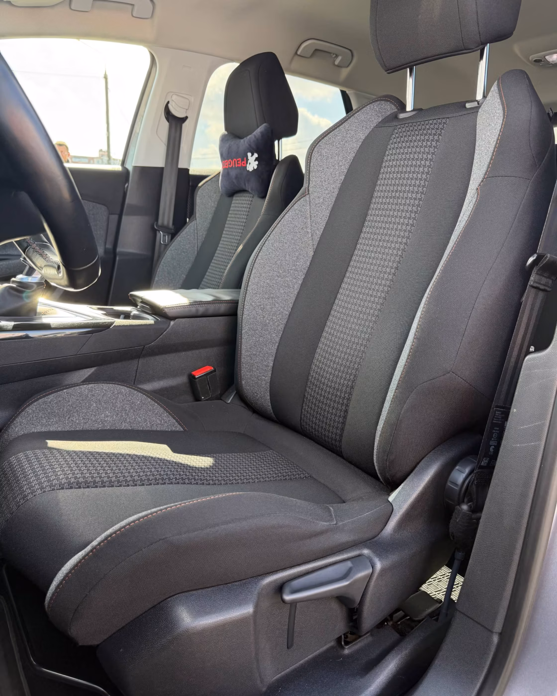 Peugeot 3008 фото 11
