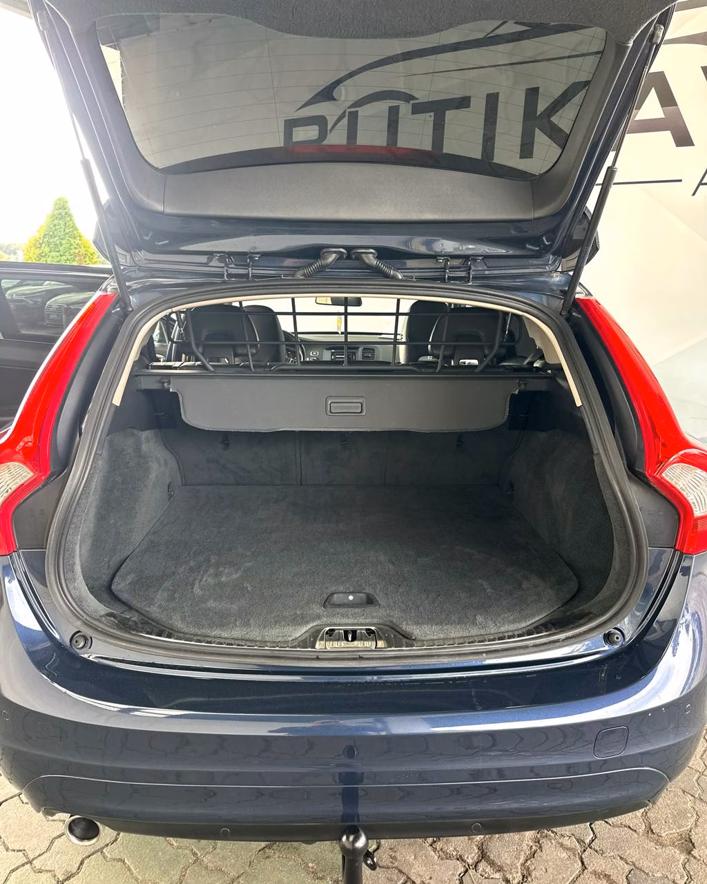 Volvo V60 фото 16