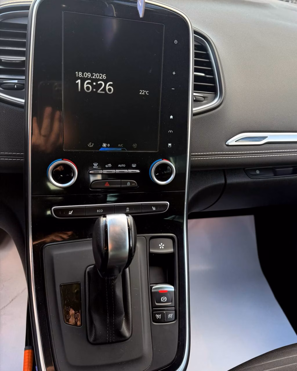 Renault Scenic фото 12