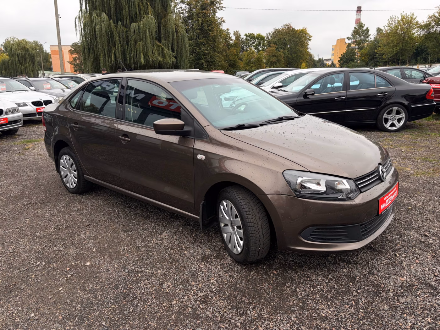 Volkswagen Polo Sedan фото 3