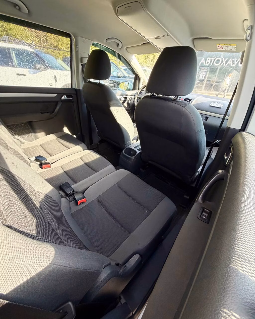 Volkswagen Touran фото 17