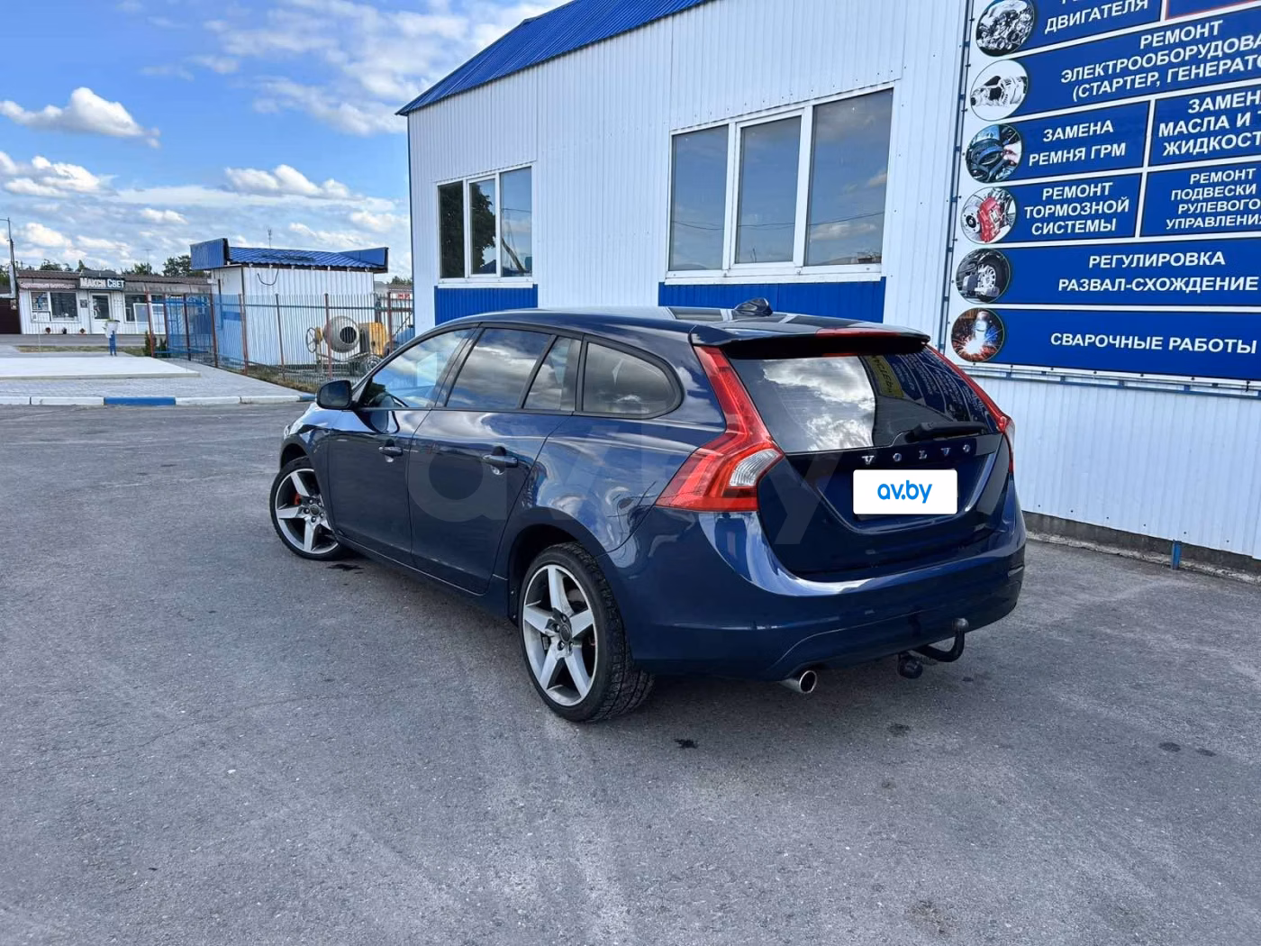 Volvo V60 фото 2