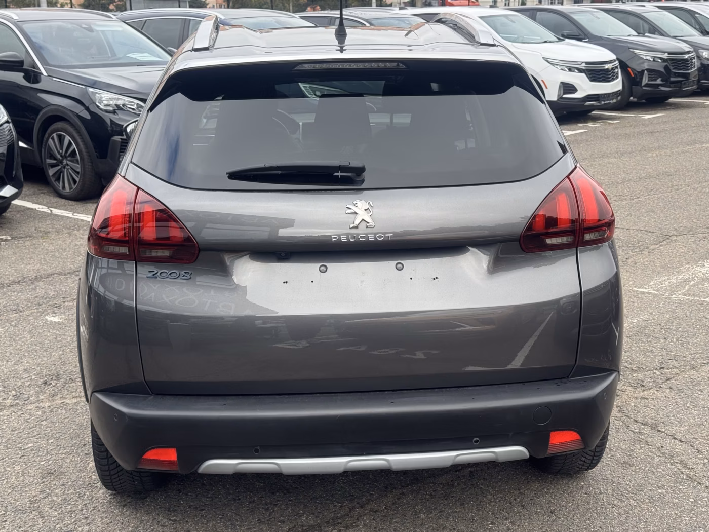 Peugeot 2008 фото 7