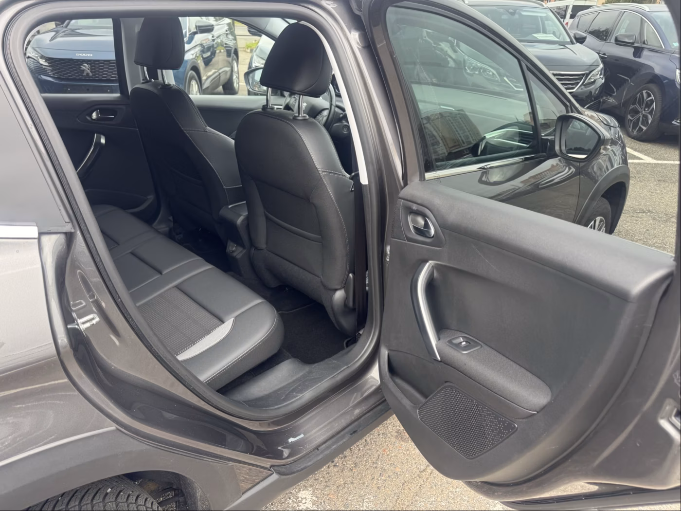 Peugeot 2008 фото 20
