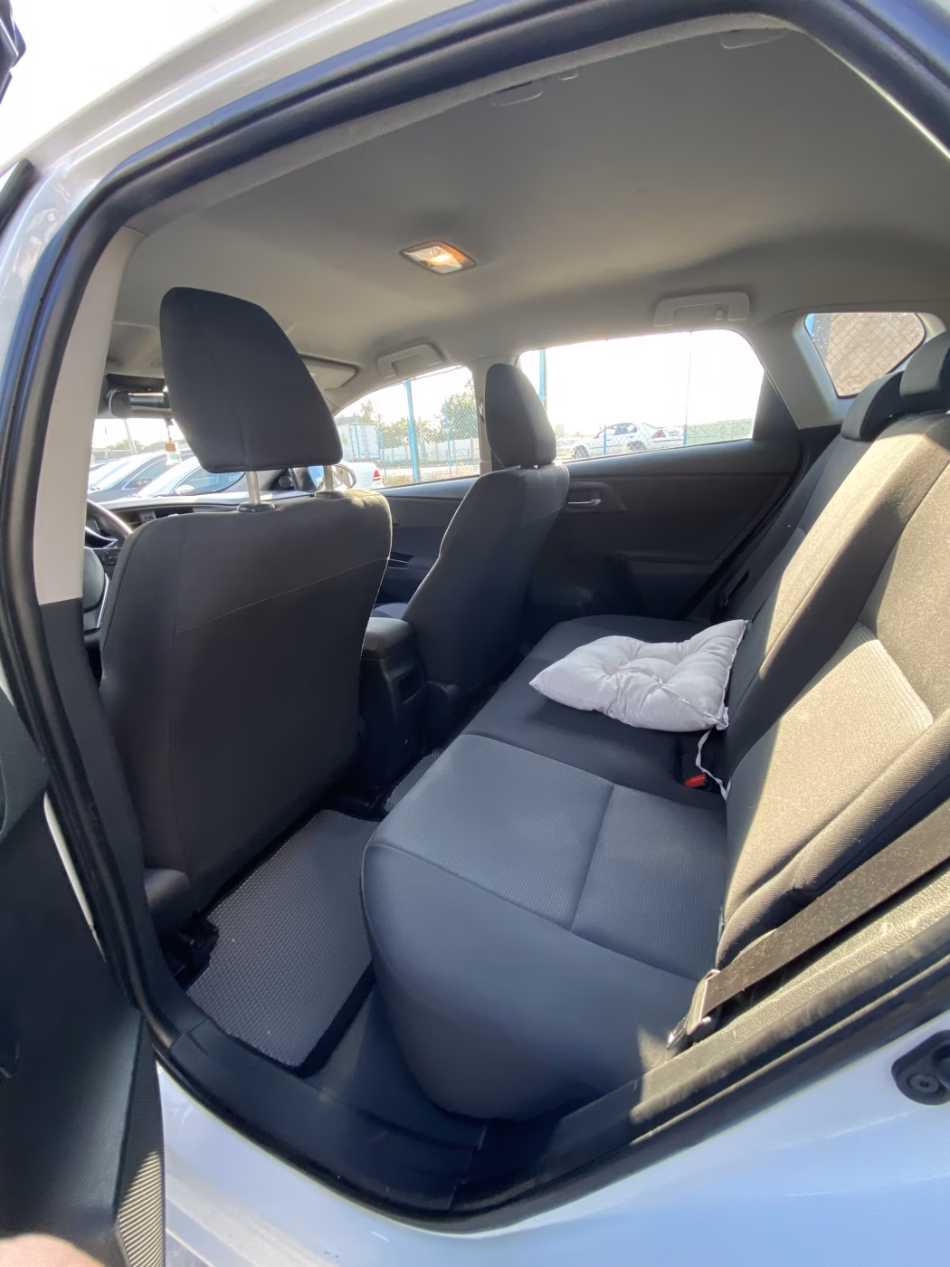 Toyota Auris фото 11