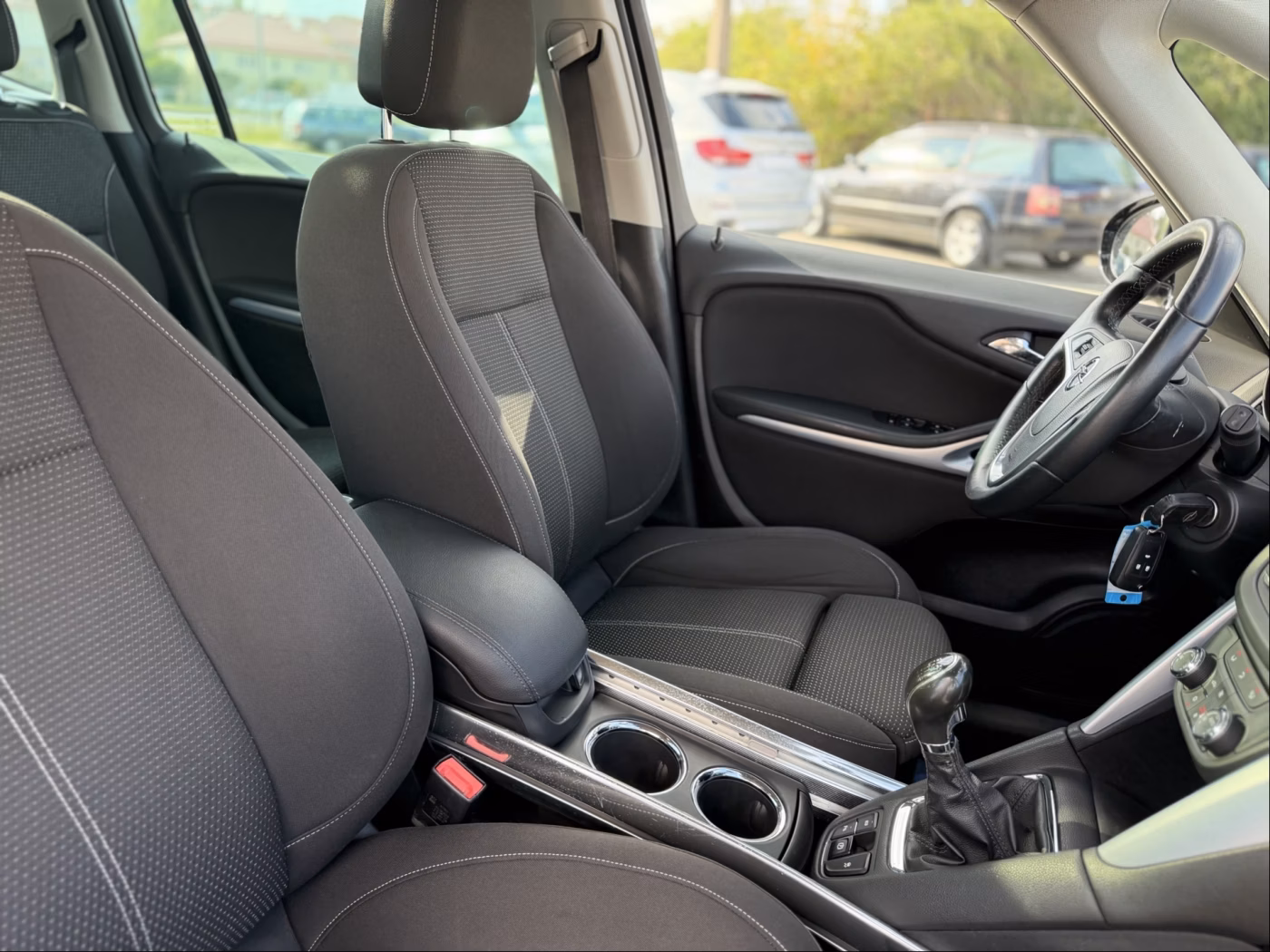 Opel Zafira фото 20