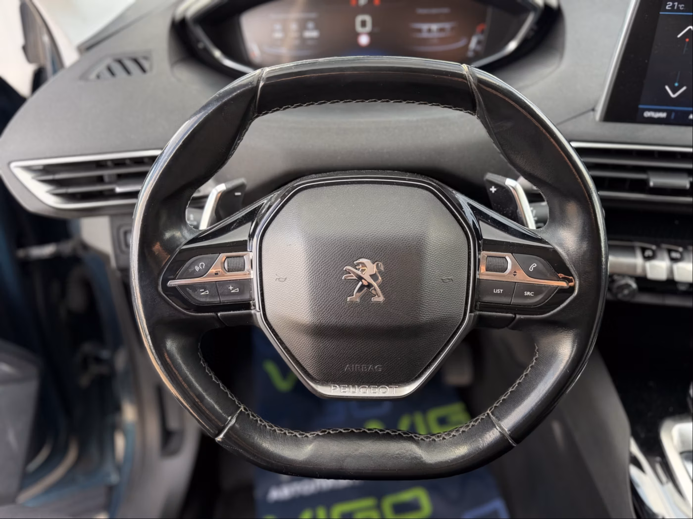 Peugeot 5008 фото 18