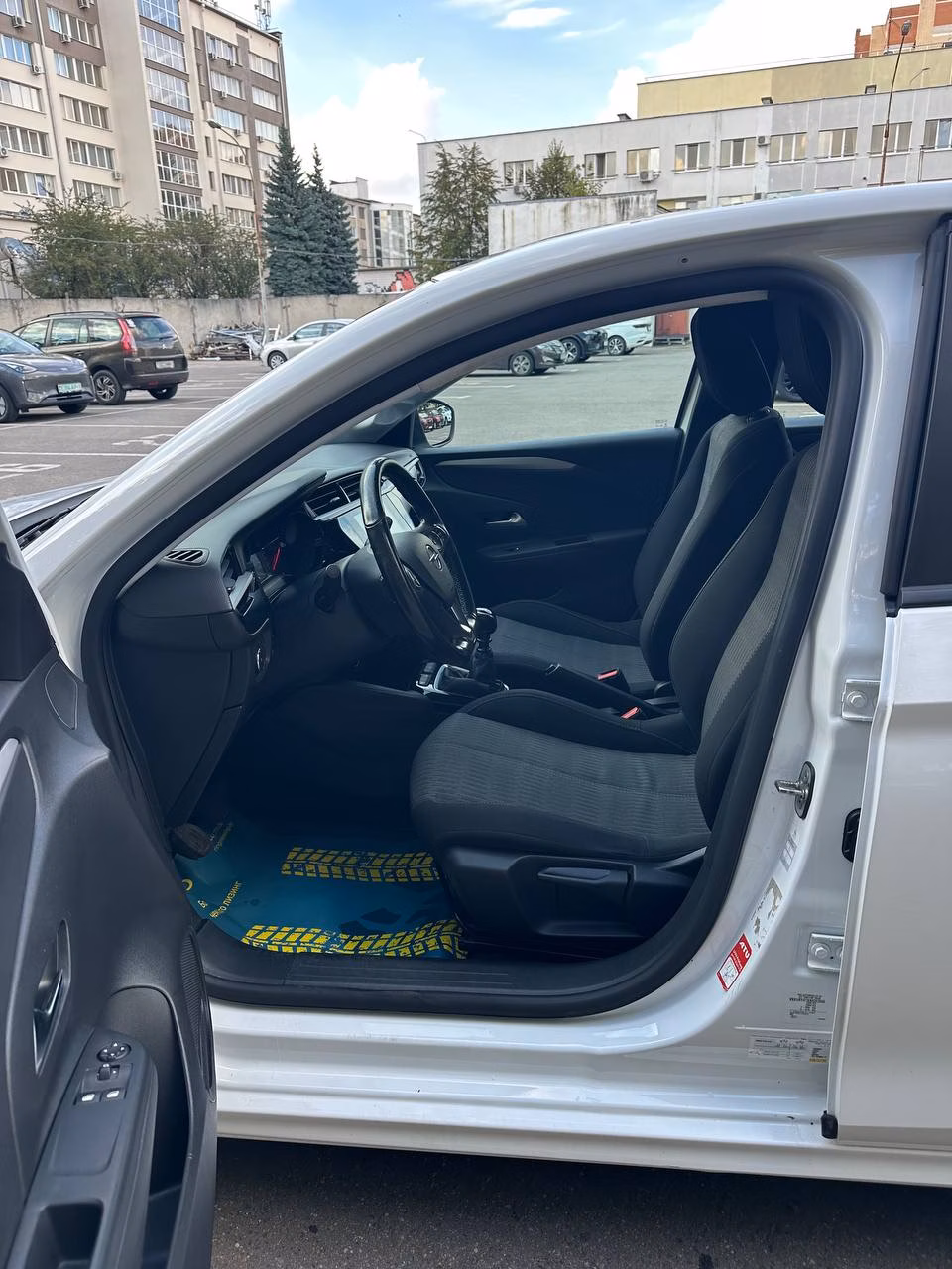 Opel Corsa фото 12