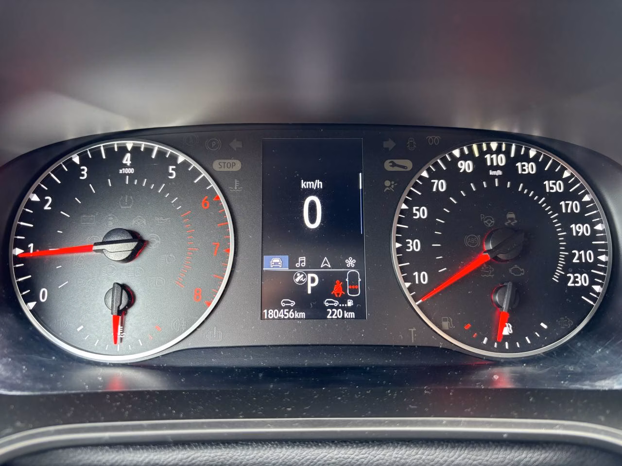 Renault Megane фото 11