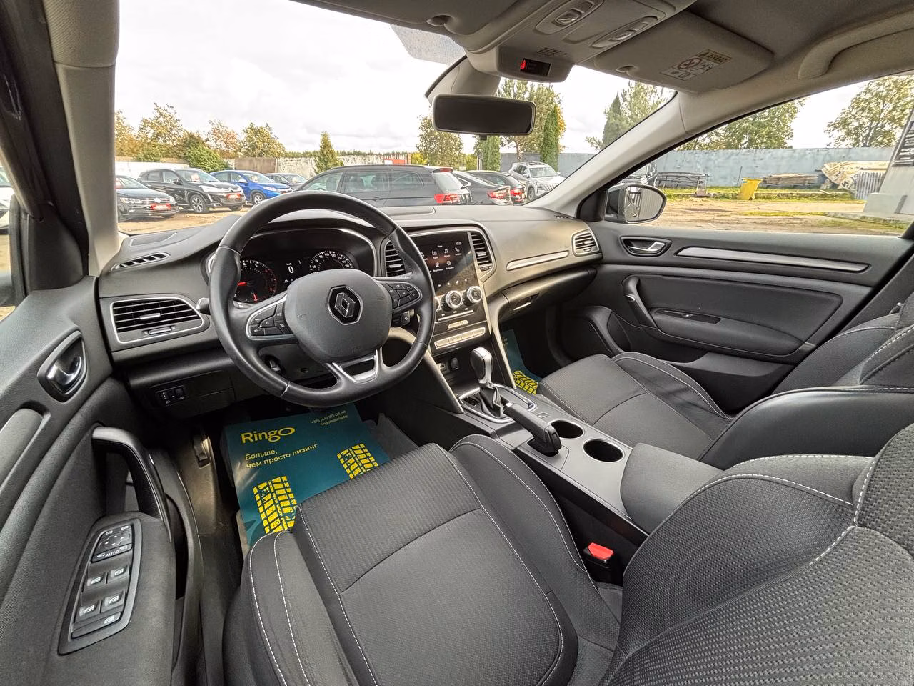 Renault Megane фото 16