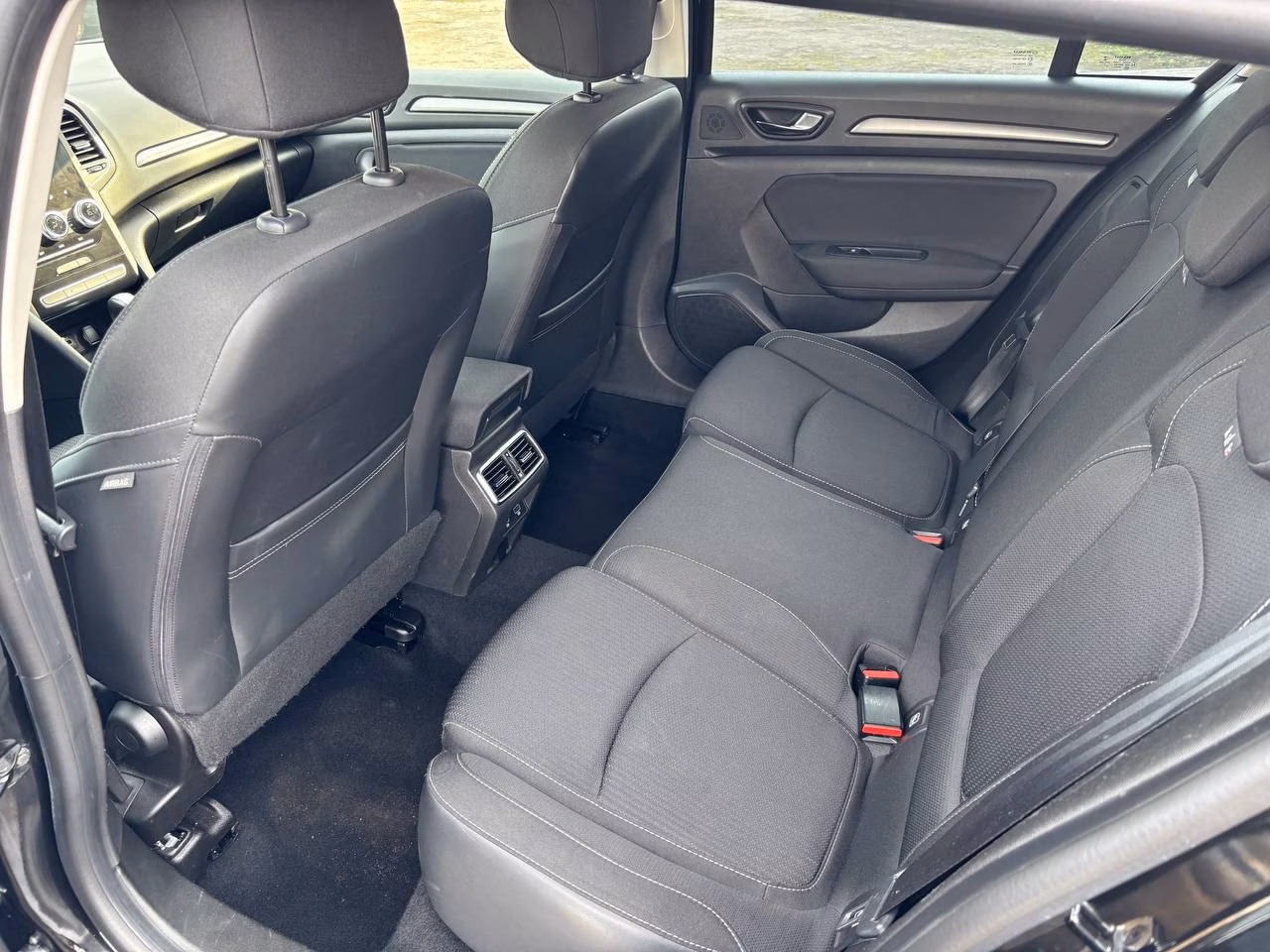 Renault Megane фото 17