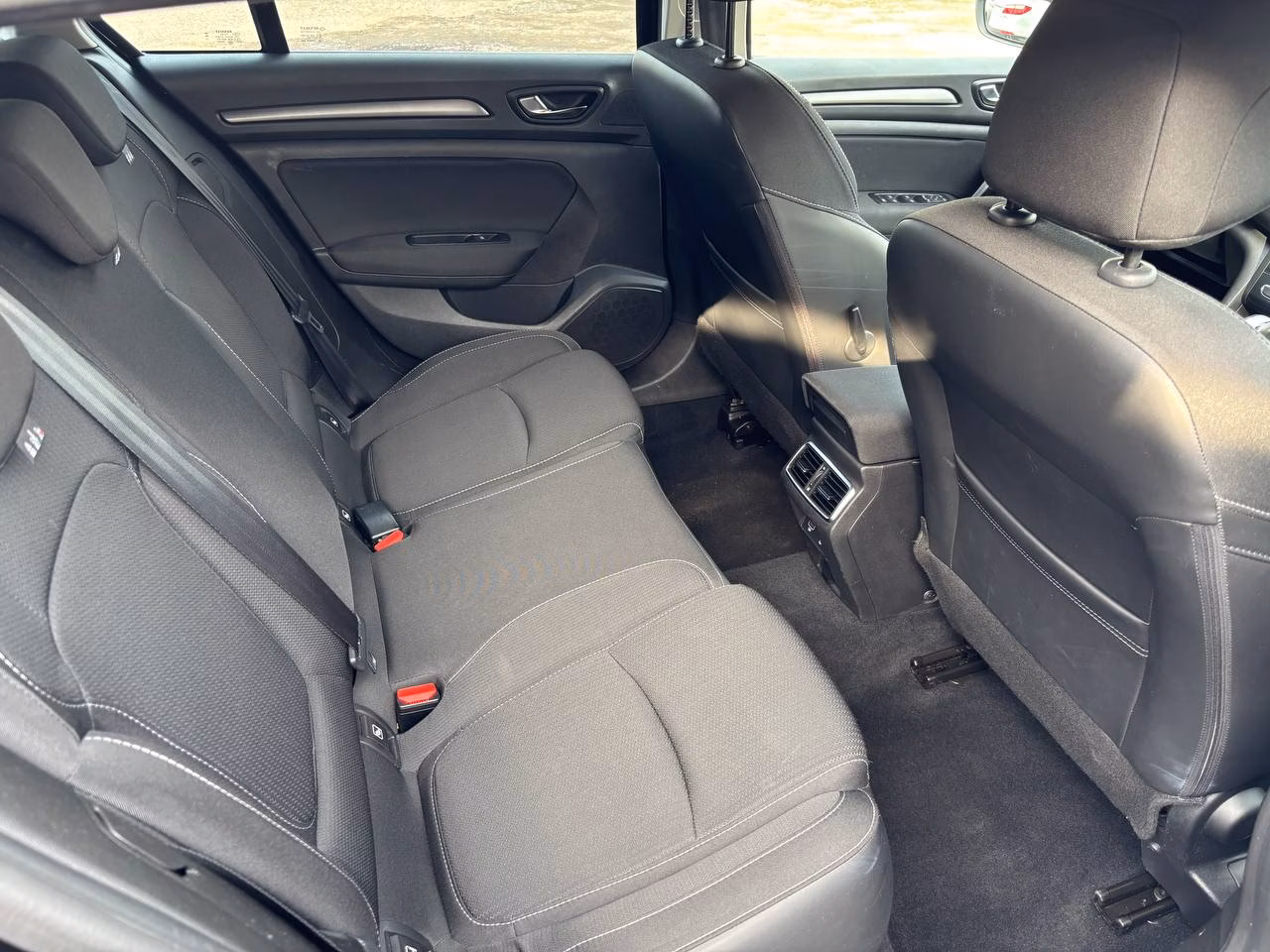 Renault Megane фото 18