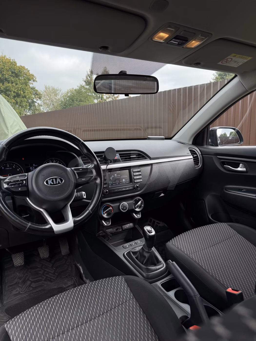 Kia Rio фото 5