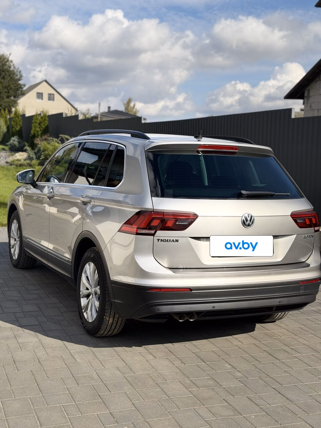 Volkswagen Tiguan фото 10